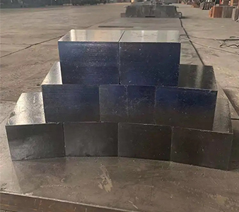 Alumina-graphite bricks